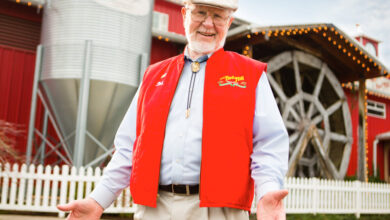 How Bob Moore of Bob's Red Mill Became Famous in His Grocery Store